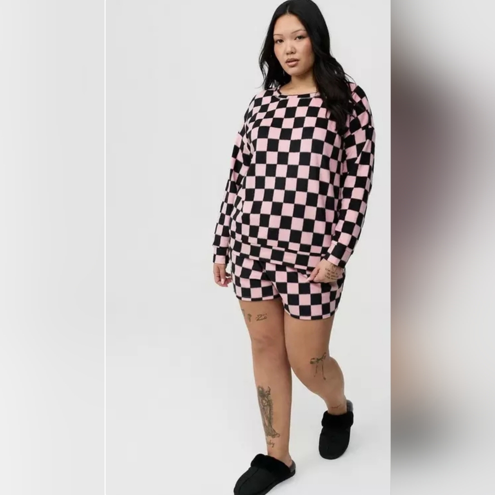 Torrid Size 0 Spa Fleece Sleep 2 Piece Pajama Set Black & Pink